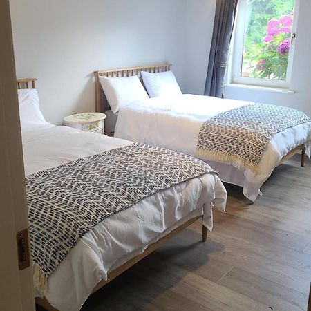Large En-Suite Room Cill Airne Exteriör bild